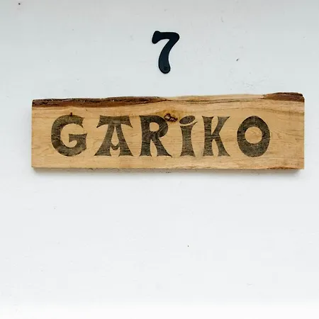 Gariko , Entrada Independiente *