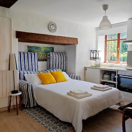 Gariko , Entrada Independiente * Arrieta (Biscay)